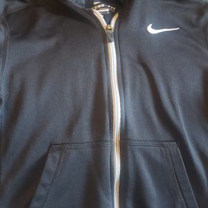 Boys Nike thermal fit sweatshirt